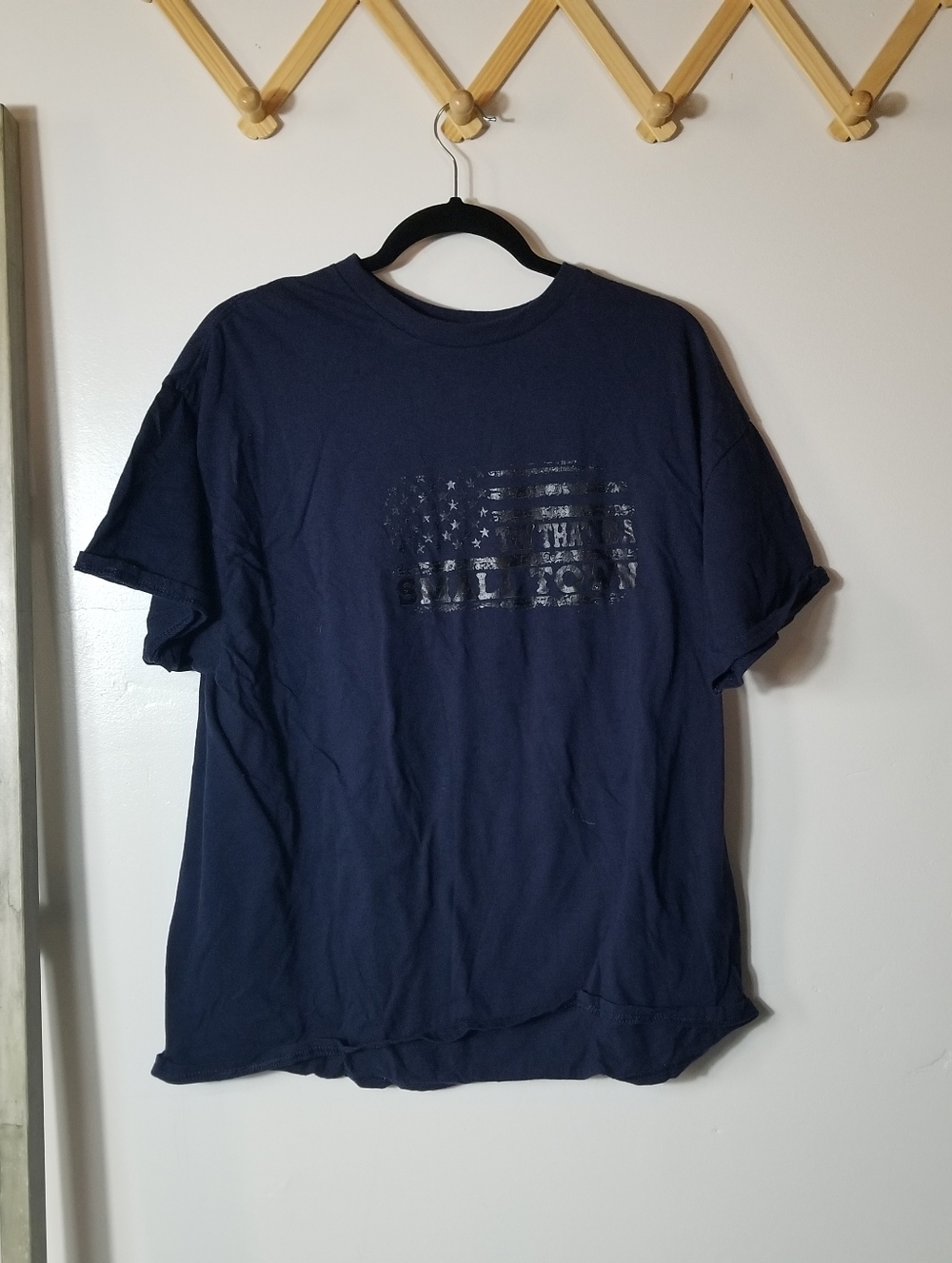 GILDAN WOMEN'S TRY THAT IN A SMALL TOWN TEE SIZE XL